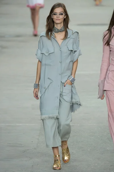 Look 31